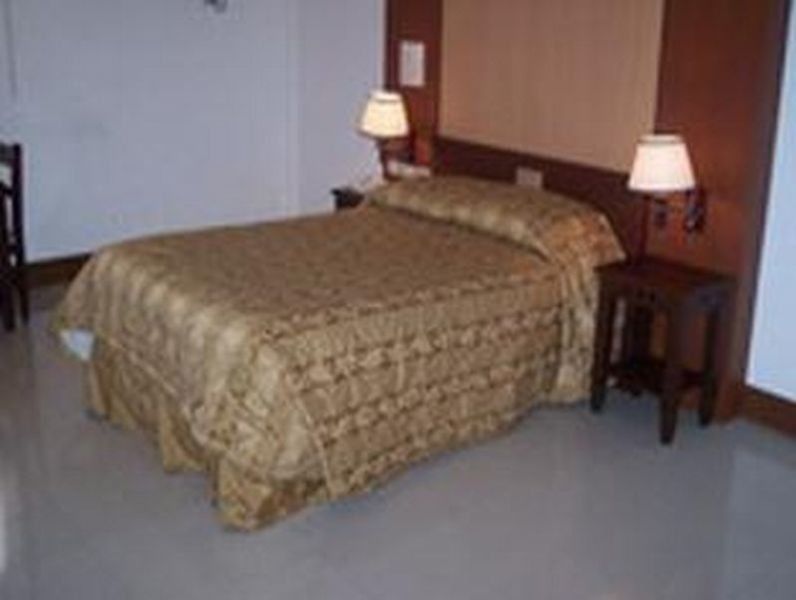 Cherry Blossoms Hotel Μανίλα Εξωτερικό φωτογραφία