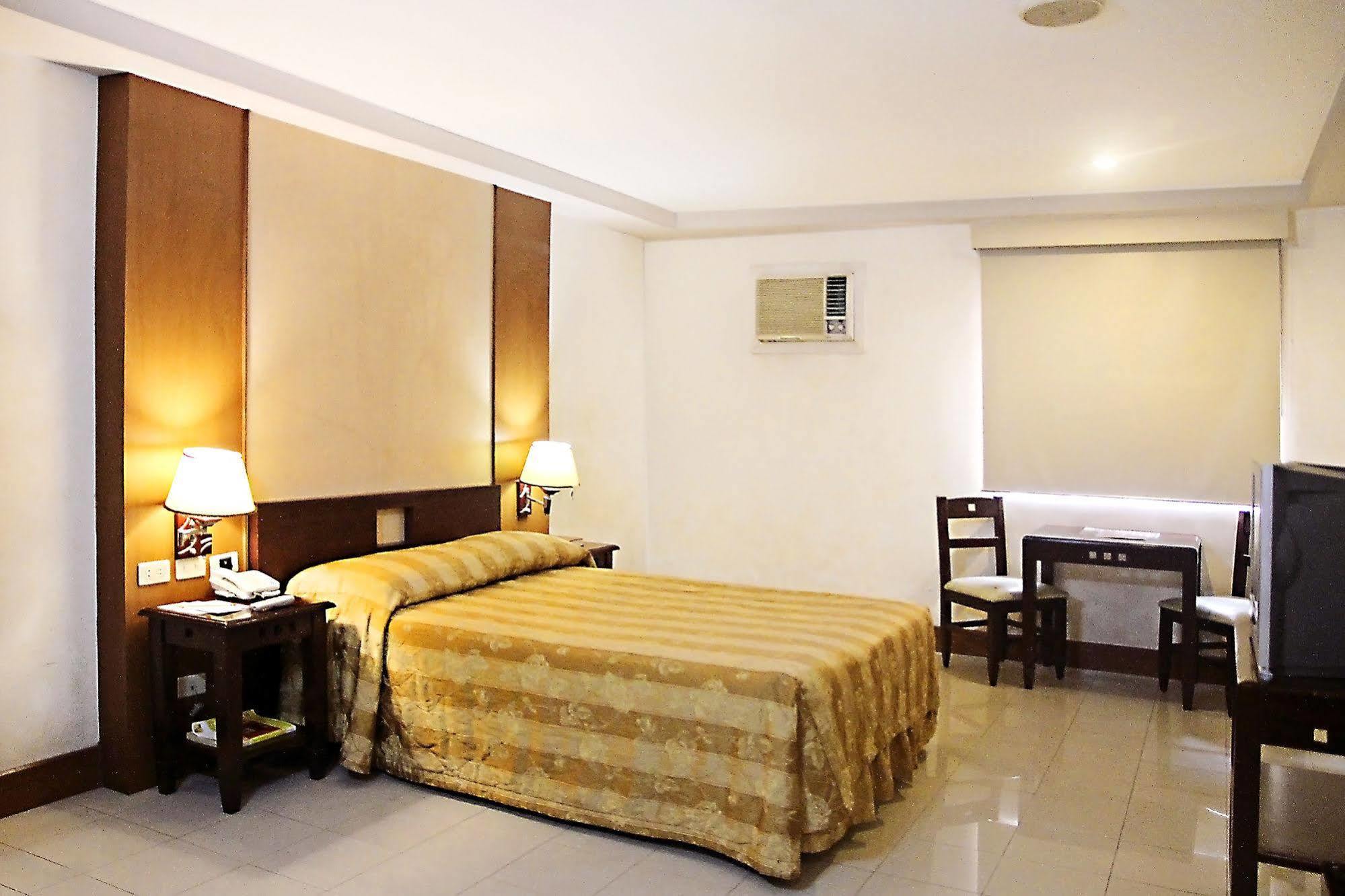 Cherry Blossoms Hotel Μανίλα Εξωτερικό φωτογραφία