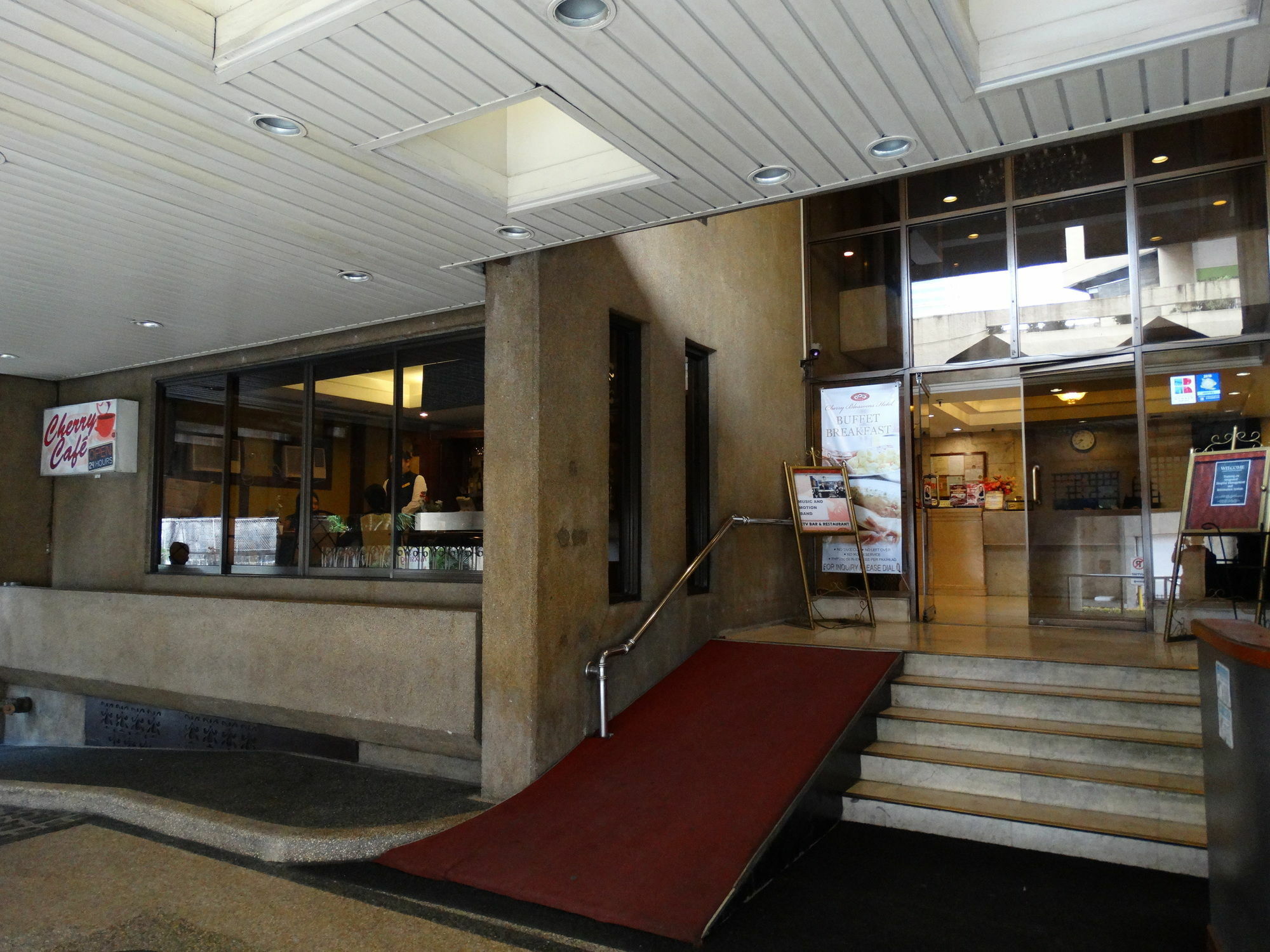 Cherry Blossoms Hotel Μανίλα Εξωτερικό φωτογραφία
